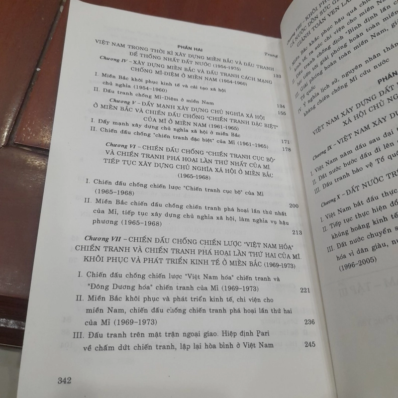 Đại cương LỊCH SỬ VIỆT NAM, tập III (1945-2005) 479197