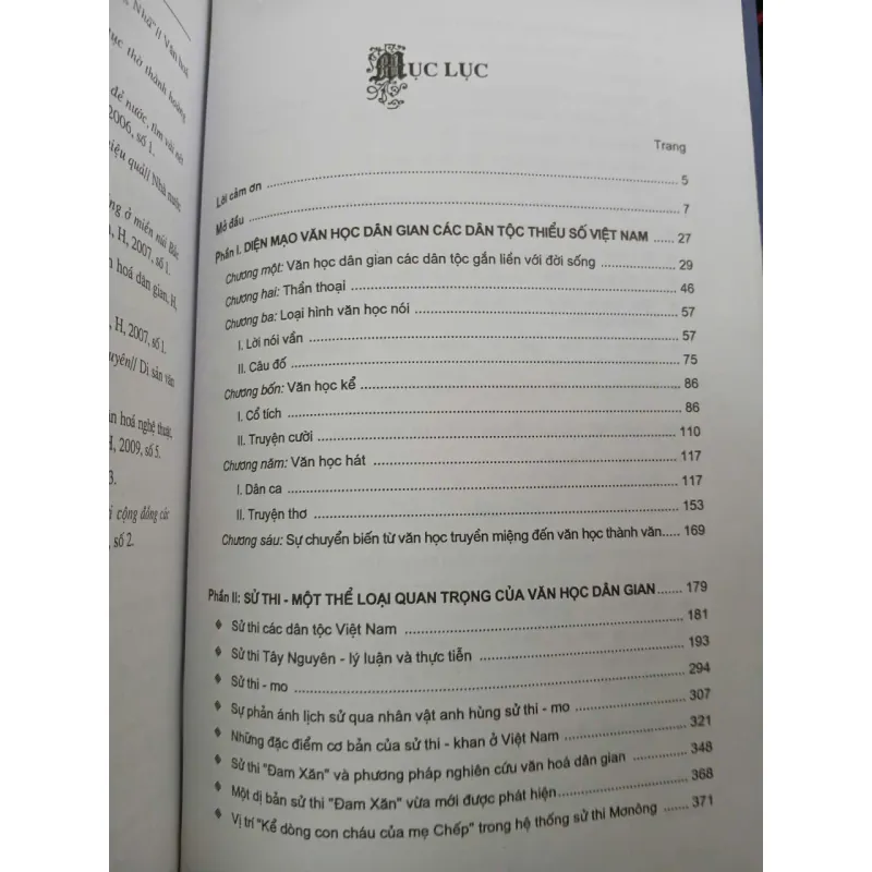 VĂN HÓA CÁC DÂN TỘC THIỂU SỐ NHỮNG GIÁ TRỊ ĐẶC SẮC - PHAN ĐĂNG NHẬT 705163