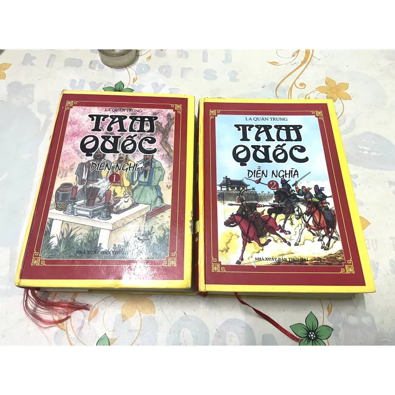 Tam quốc diễn nghĩa bìa cứng 1035347