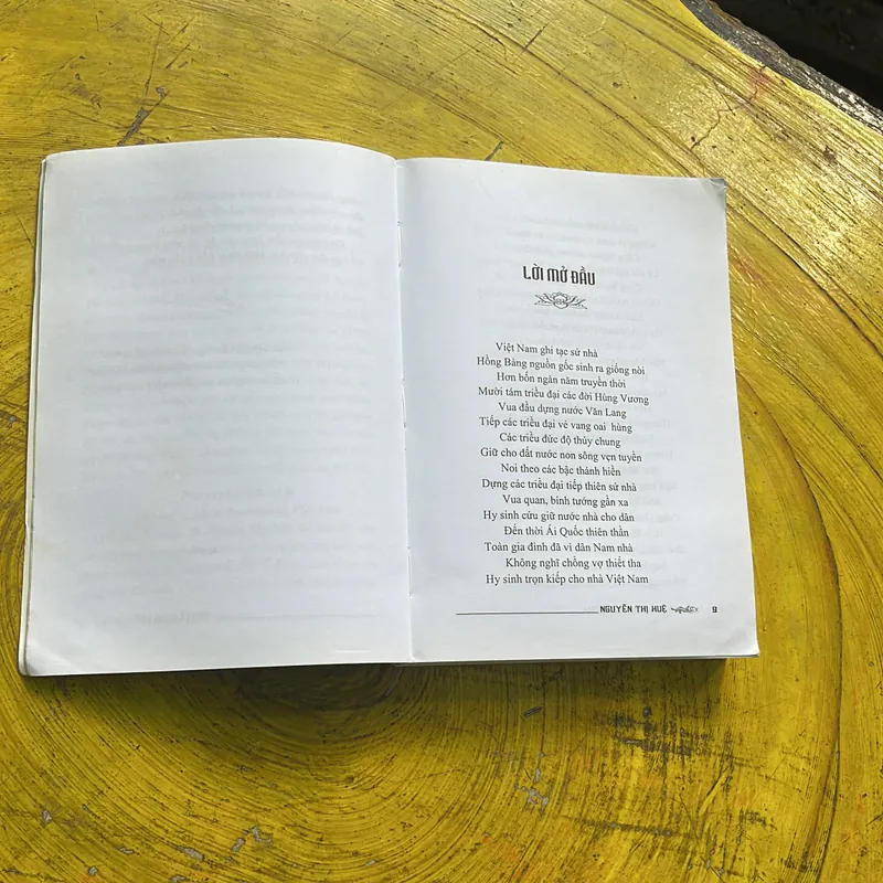 VIỆT NAM BỐN NGÀN NĂM- NGUYỄN THỊ HUỆ 609588