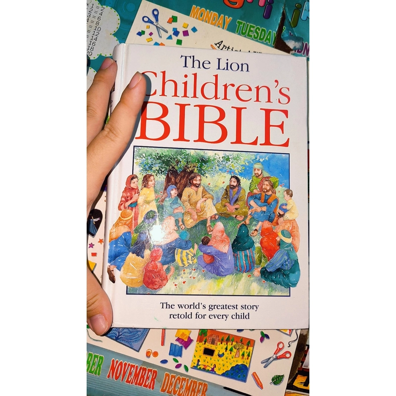 The lion children's bible - Sách kinh thánh  tiếng Anh cho trẻ em 495351