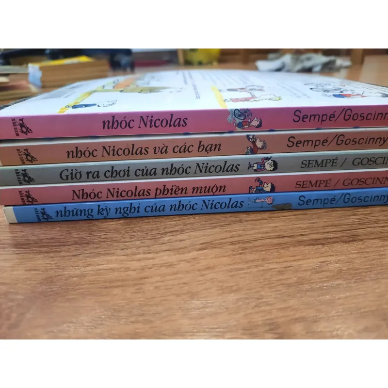 Bộ tuyển tập Nhóc Nicolas (5 cuốn) 1030545