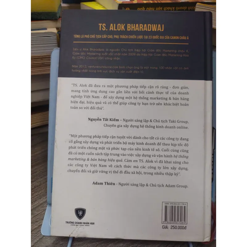 Sách: Xây dựng hệ thống Marketing và bán hàng hiệu quả -  TS. Alok Abharadwaj 593855