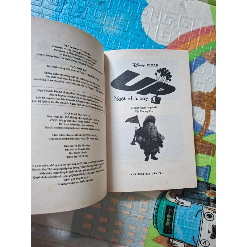 UP - Ngôi nhà bay 786994