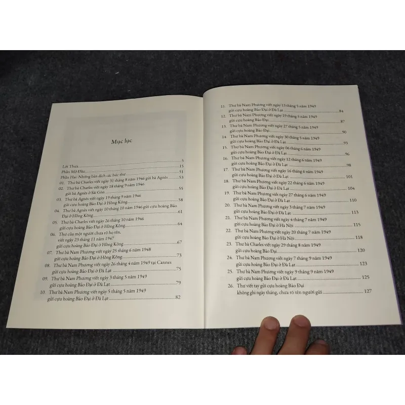 HOÀNG HẬU NAM PHƯƠNG QUA MỘT SỐ TƯ LIỆU CHƯA CÔNG BỐ 991106