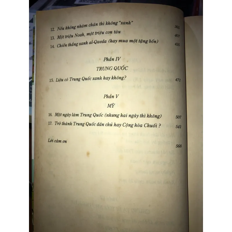 Nóng, Phẳng, Chật  796071