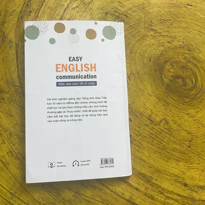 EASY ENGLISH COMMUNICATION TIẾNG ANH GIAO TIẾP DỄ DÀNG 704052
