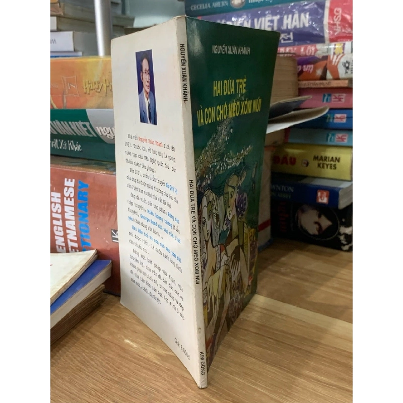 Hai đứa trẻ và con chó mèo xóm núi -Nguyễn Xuân Khánh 750656