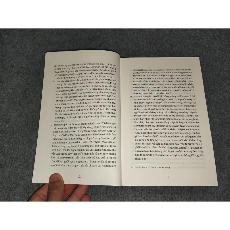 SENECA NHỮNG BỨC THƯ ĐẠO ĐỨC (TRIẾT HỌC THỰC HÀNH: CHỦ NGHĨA KHẮC KỶ TRONG ĐỜI SỐNG TẬP 1) 698972