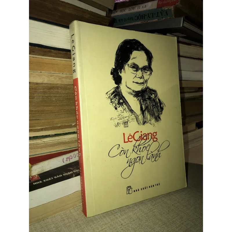 Còn Khóc Ngon Lành - Lê Giang 934678