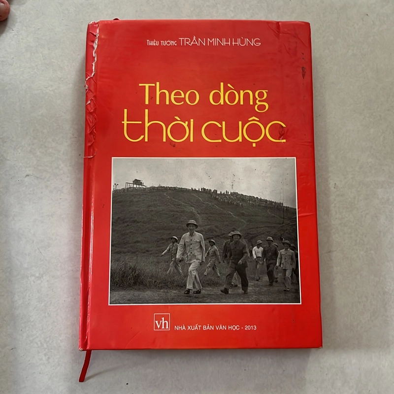 Theo dòng thời cuộc 504361