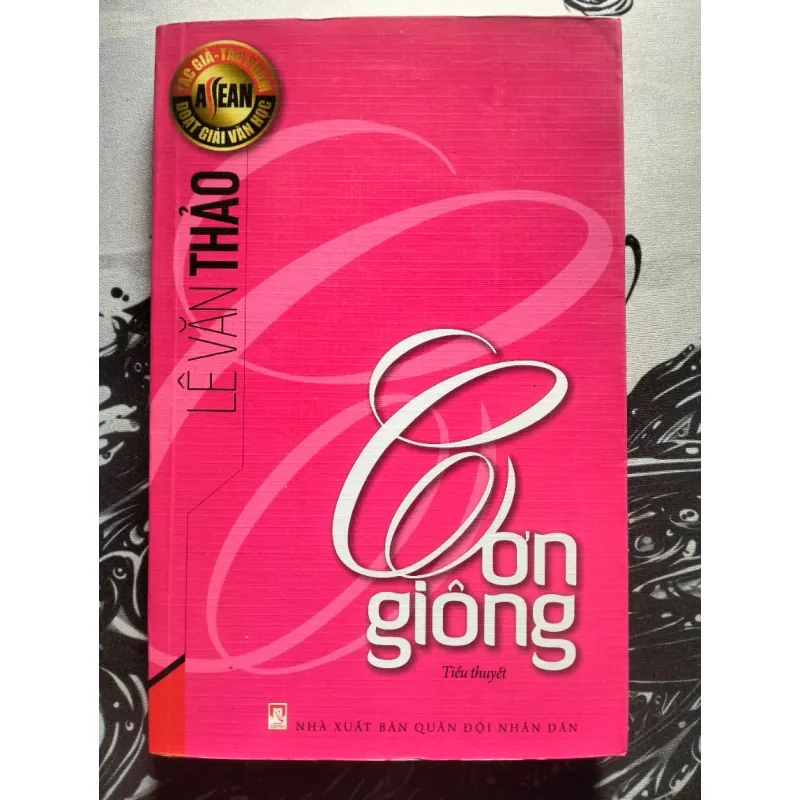 Tiểu thuyết "Cơn giông", Lê Văn Thảo 590475
