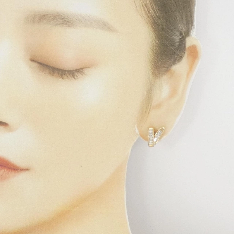 K18YG Bông tai kim cương - Hàng hiệu Chính hãng 872009