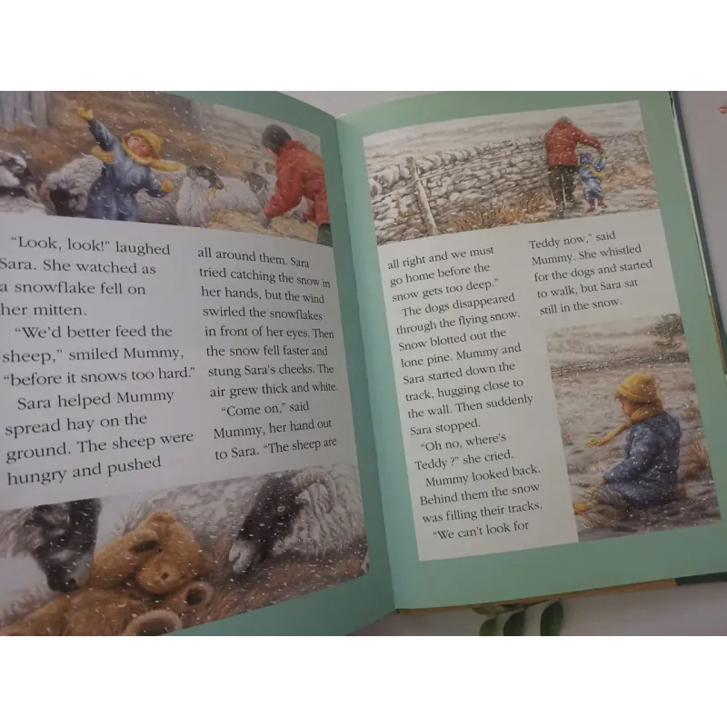 The Walker Book of Bear Stories 1005339