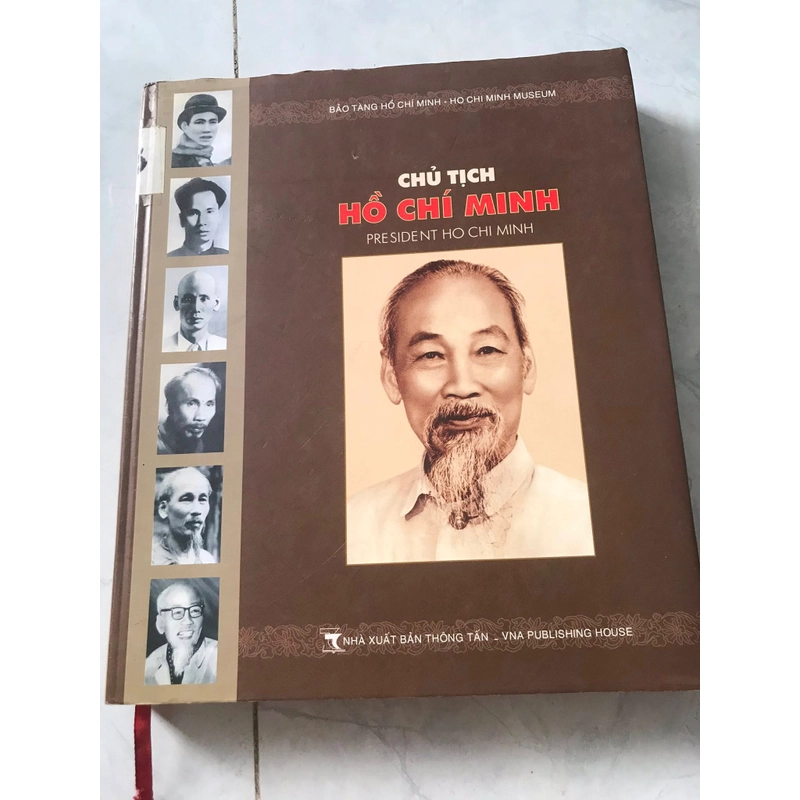 Sách ảnh khổ lớn bìa cứng 471735