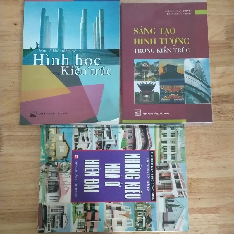 Thanh lý 3 cuốn sách Kiến trúc: Hình học kiến trúc, Sáng tạo hình tượng trong kiến trúc, 701367