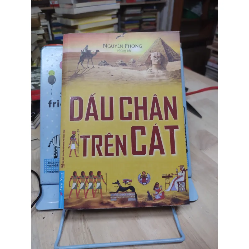 Sách: Dấu chân trên cát - TG: Nguyên Phong phóng tác (B1) 781859
