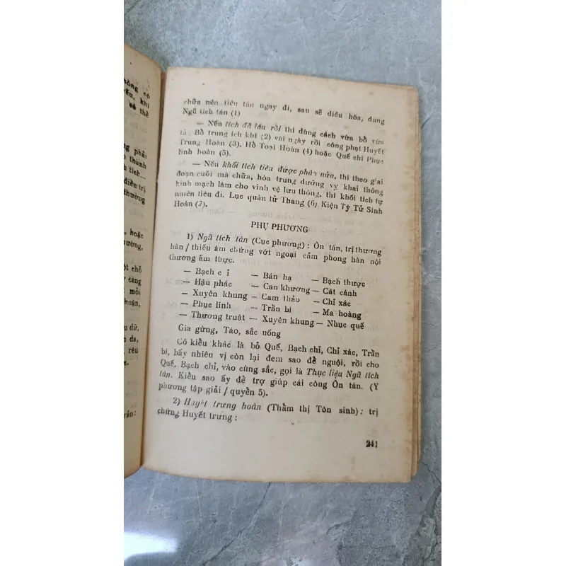 GIÁO TRÌNH NỘI KHOA - NGUYỄN TRUNG HOÀ 789984