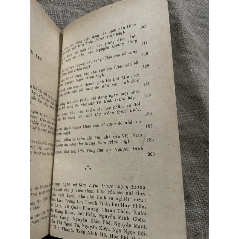 Văn học trong giai đoạn cách mạng mới; 290 trang  976870