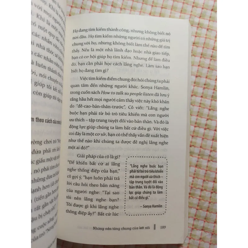 AI CŨNG GIAO TIẾP NHƯNG MẤY NGƯỜI KẾT NỐI - JOHN C.MAXWELL 751286