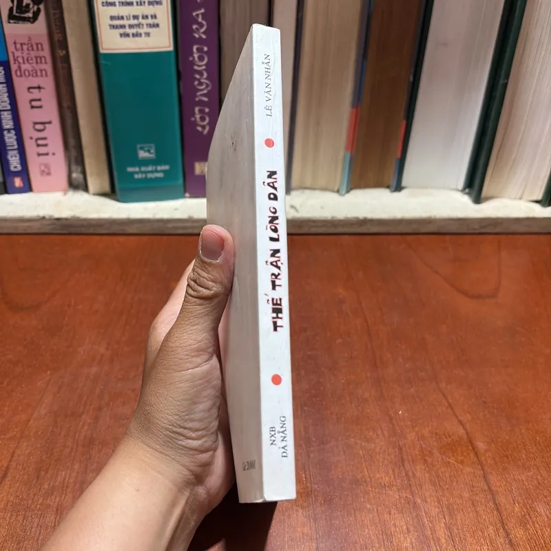 [Thủ Bút Tác Giả] - II Quảng Nam, Đà Nẵng: Thế Trận Lòng Dân - Lê Văn Nhẫn - 2003 931836