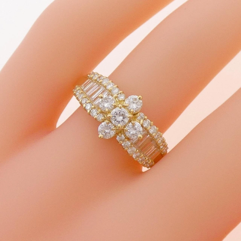 Nhẫn kim cương hoa K18YG 1.05CT 666825