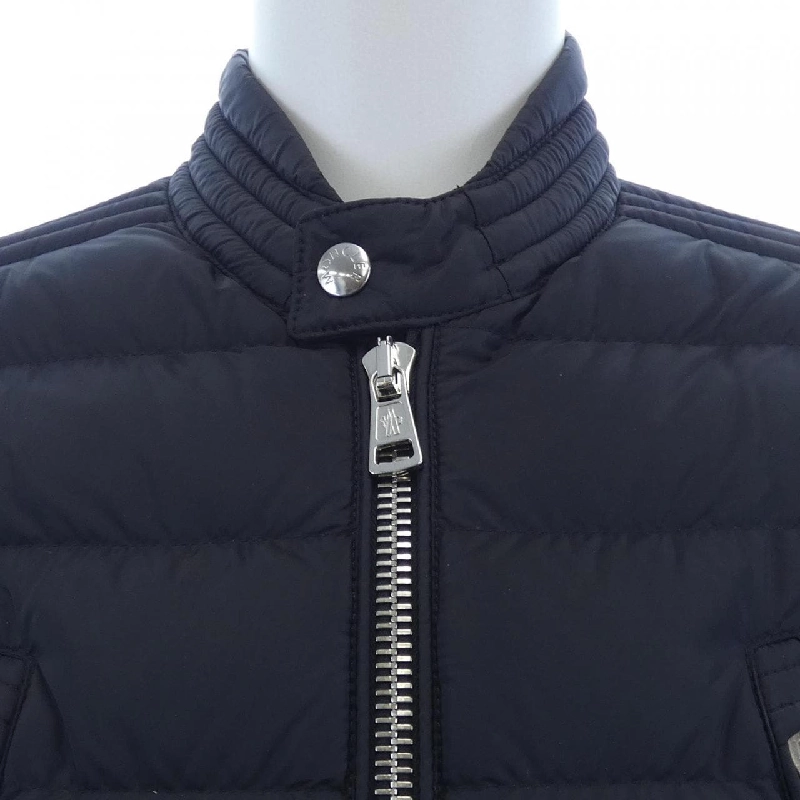 Áo khoác lông vũ MONCLER AMIOT - Hàng hiệu Chính hãng 890628