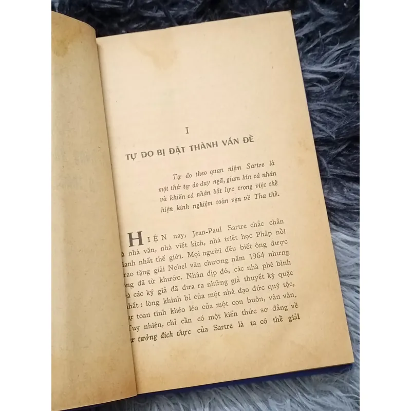 Jean Paul Sartre anh hùng và nạn nhân của "ý thức khốn khổ" 604327