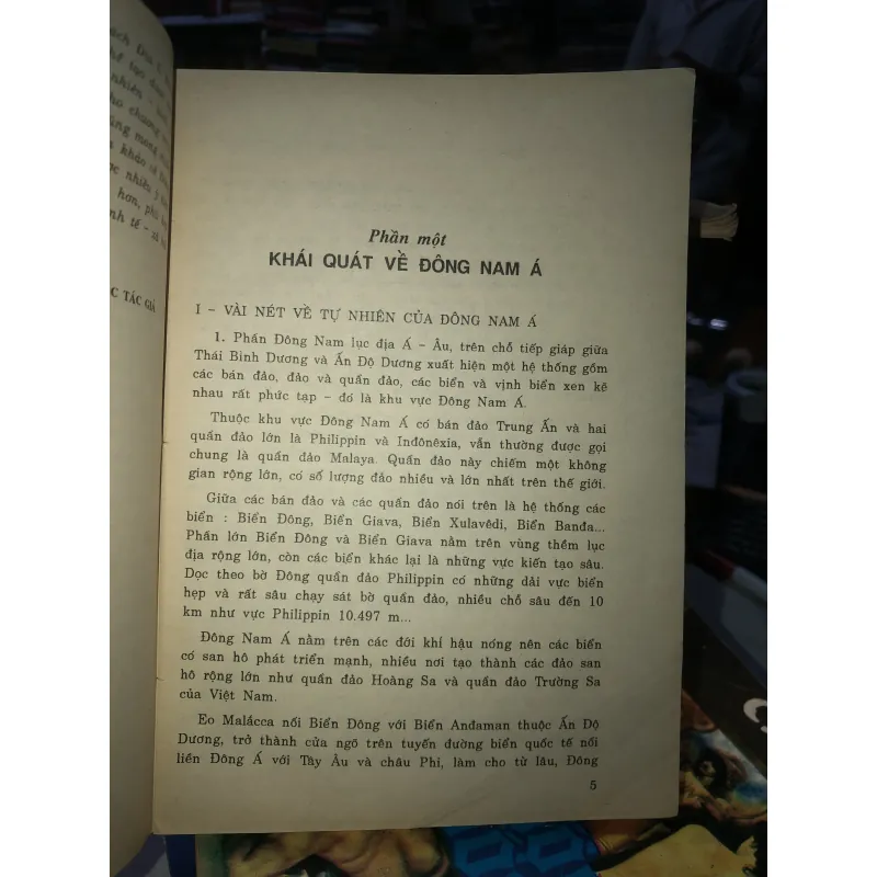 Địa lý Đông Nam Á (Những vấn đề kinh tế - xã hội) - Phan Huy Xu & Mai Phú Thanh 1031457