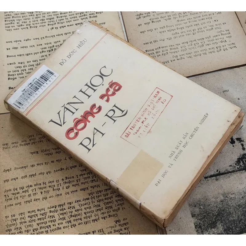 VĂN HỌC CÔNG XÃ PARIS 708807