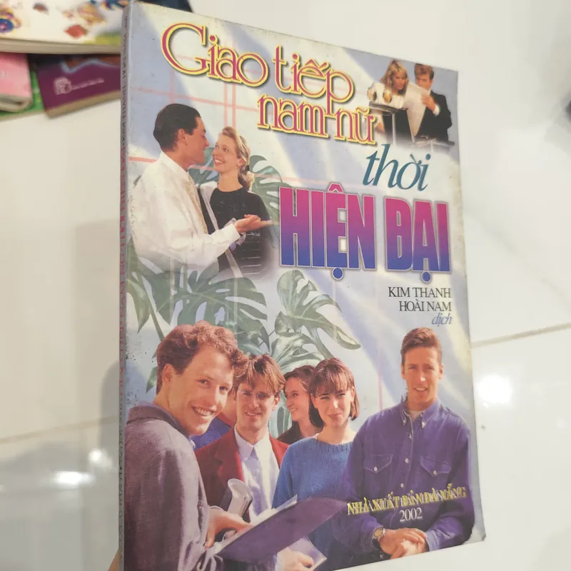 Giao tiếp nam nữ thời hiện đại  576781