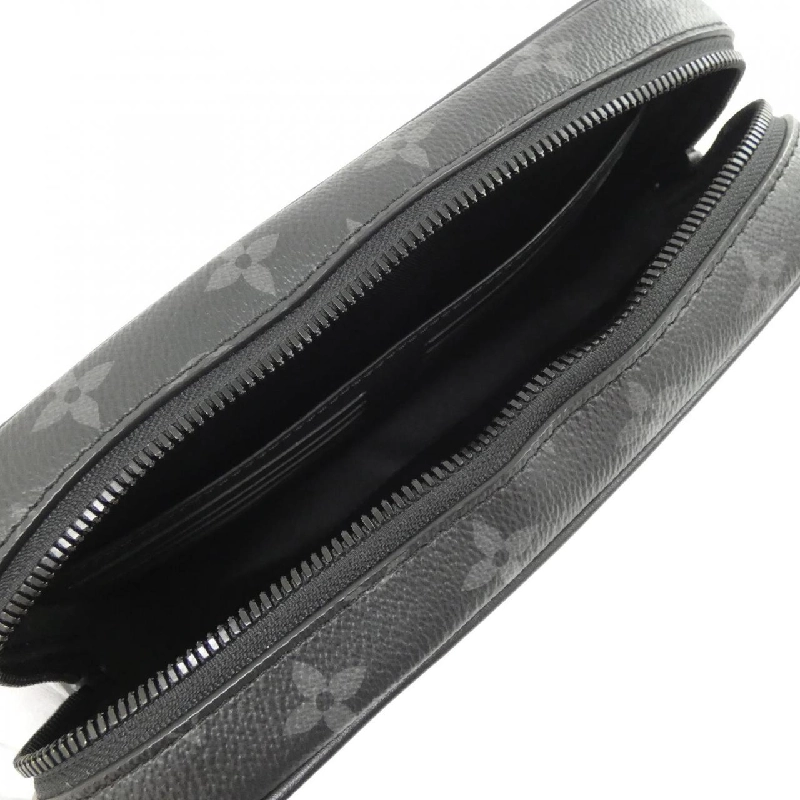 Túi xách Louis Vuitton Monogram Eclipse Pochette Cassie M82076 618498