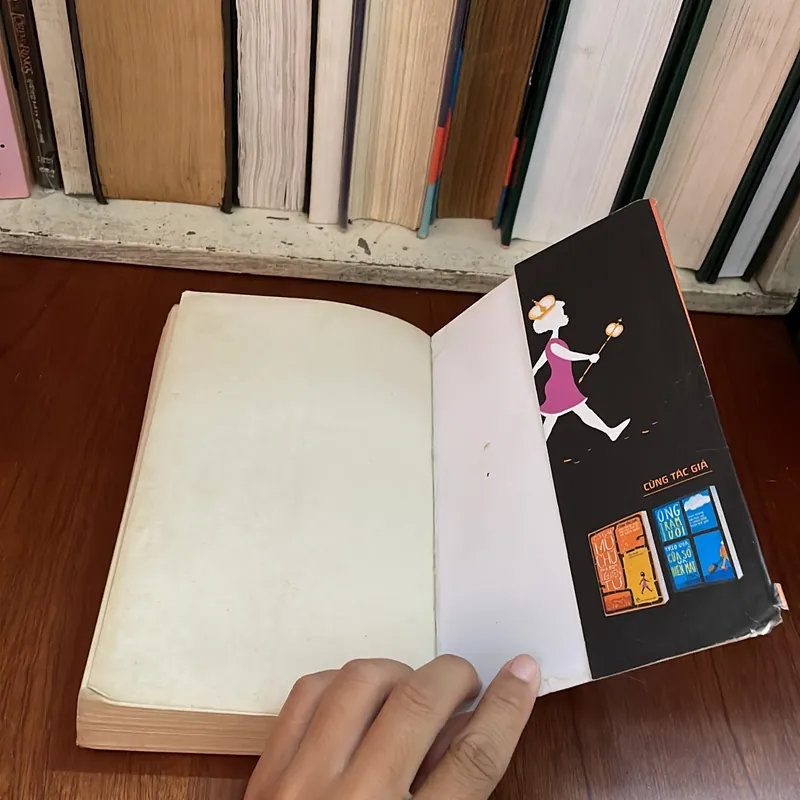 II Tiểu Thuyết: Cô Gái Mù Chữ Phá Bom Nguyên Tử - JONAS JONASSON - 2018 576365