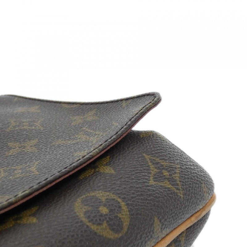 Túi đeo vai Louis Vuitton Monogram Musette Tango M51257 610210