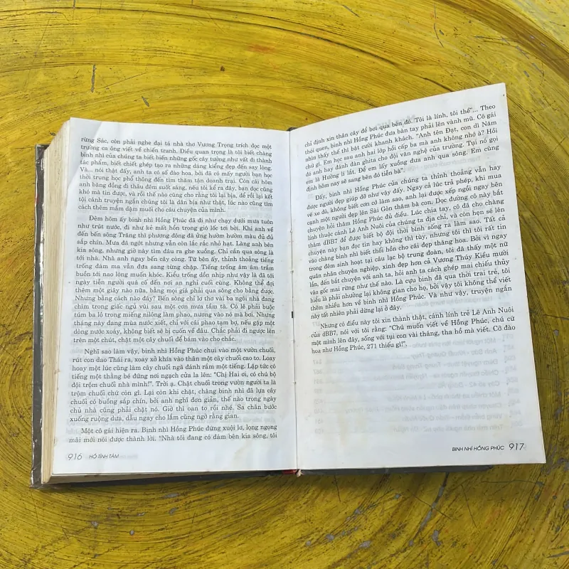 TRUYỆN NGẮN VĂN NGHỆ QUÂN ĐỘI 1957-2007 bìa cứng 792942