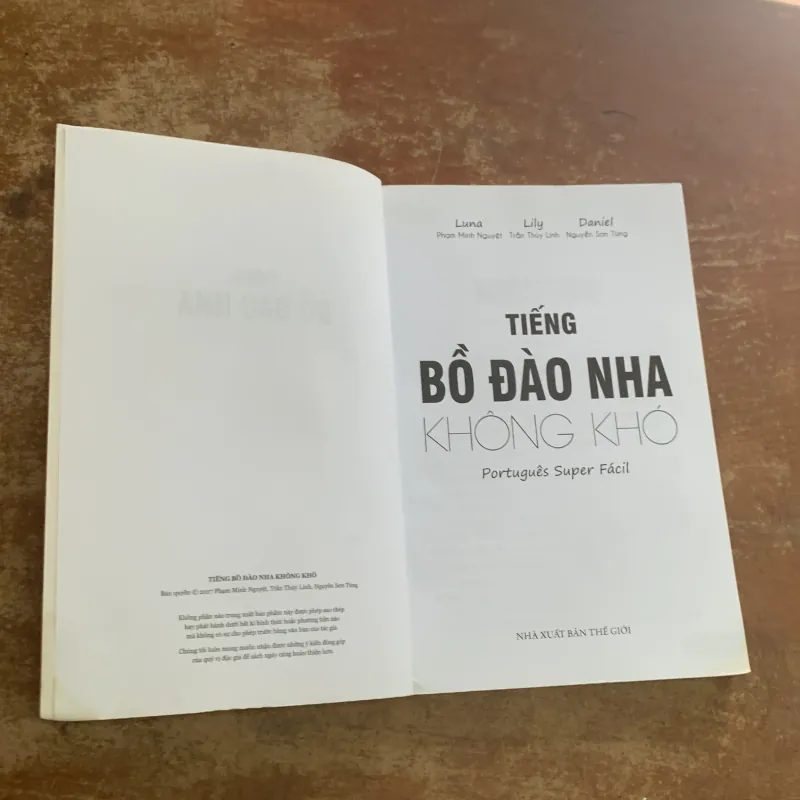 TIẾNG BỒ ĐÀO NHA KHÔNG KHÓ 745173