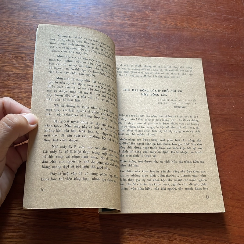  II Sách Xưa: Đời Sống Cây Trồng - Đào Thế Tuấn - 1978 504375