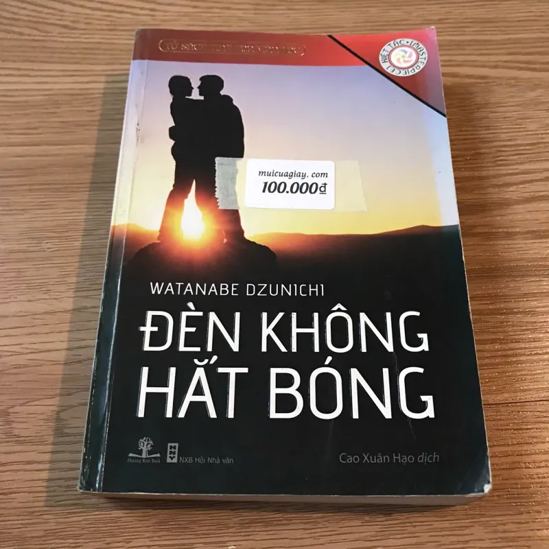 Tủ sách tinh hoa: Đèn không hắt bóng (Wanatabe Dzunichi) 680865