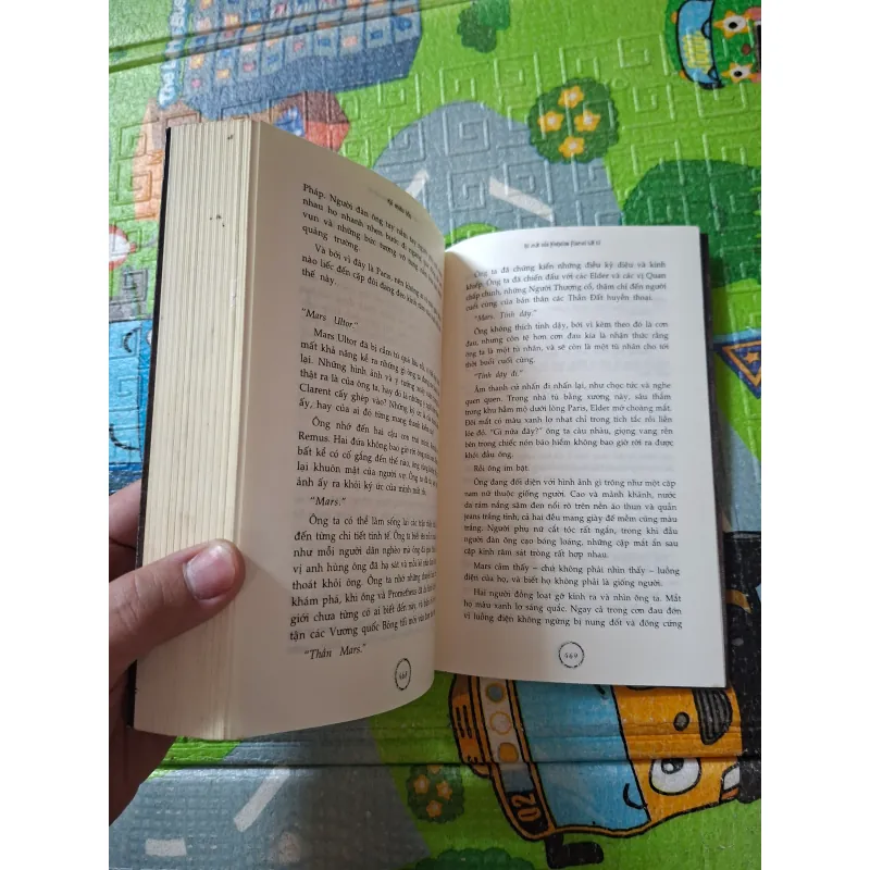 Kẻ Chiêu Hồn" (The Necromancer) 1006239