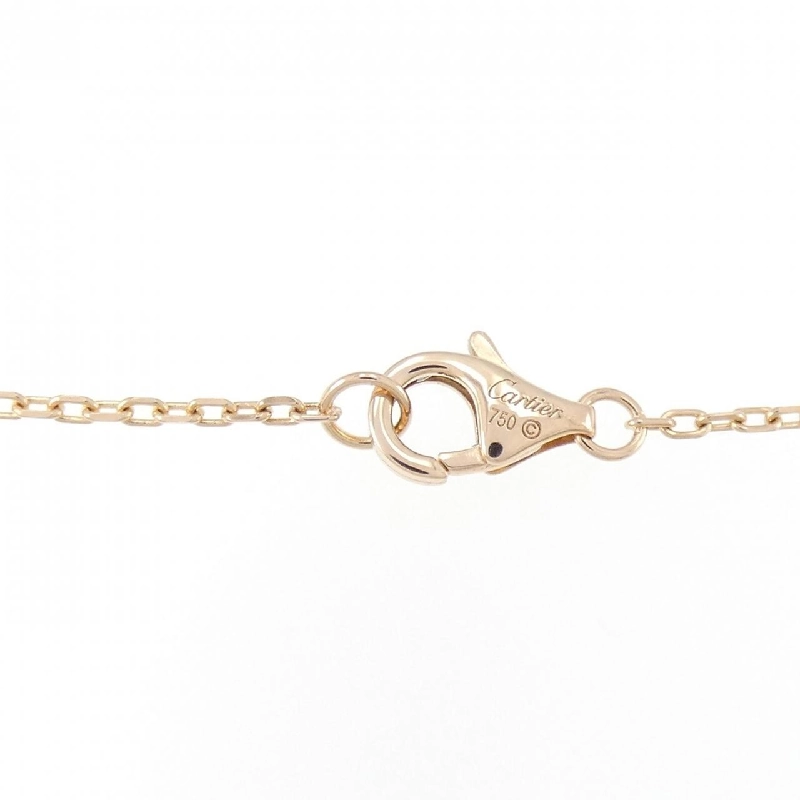 Vòng tay trái tim Trinity Cartier 667681