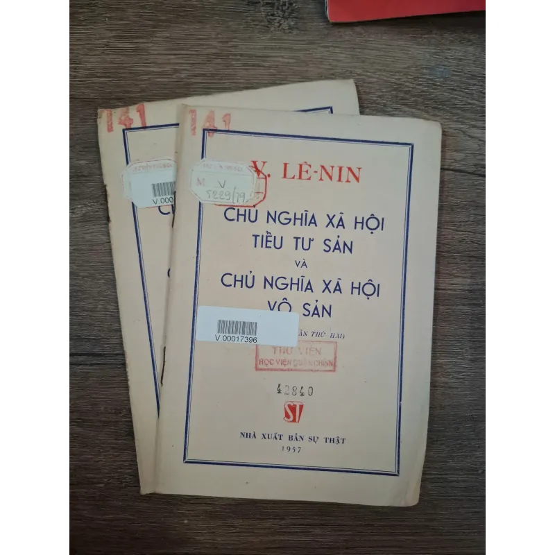 Chủ nghĩa xã hội tiểu tư sản và chủ nghĩa xã hội vô sản - V. Lê-nin - Chính trị 728786