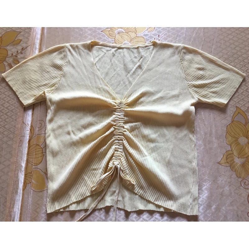 Áo xẻ cổ thắt nơ size S màu vàng chanh pastel 530942