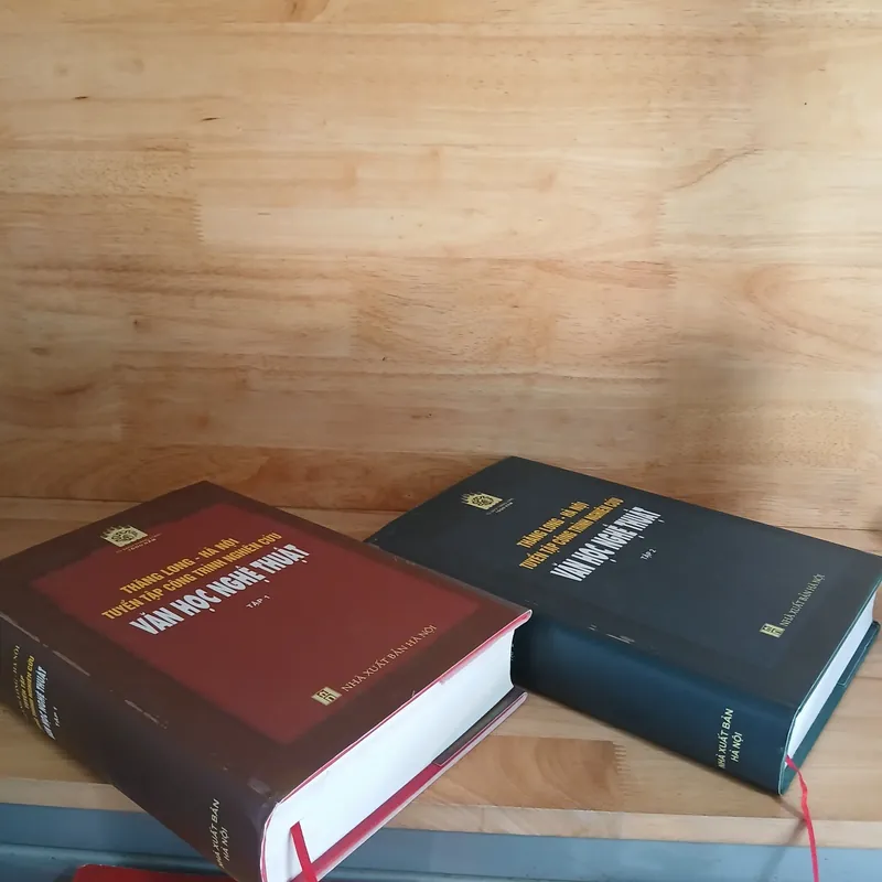 Thăng Long - Hà Nội Tuyển Tập Công Trình Nghiên Cứu Văn Học Nghệ Thuật (Bộ 2 Tập) 711786