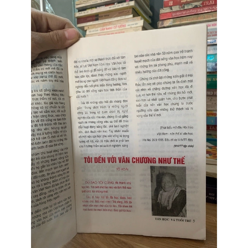 Văn học và tuổi trẻ phần 2 750669