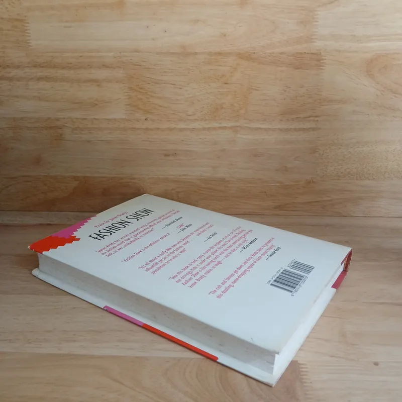 Fashion Show Or, The Adventures Of Bingo Marsh - James Brady 708534