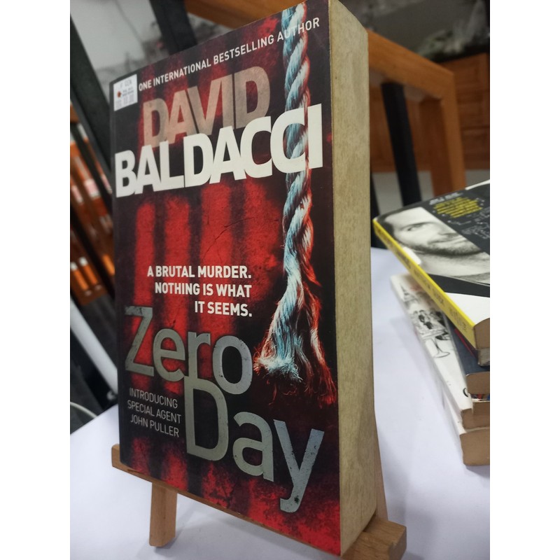 Zero day by David Baldacci (tác giả có nhiều sách được dịch sang tiếng Việt), s ngoai van 194341