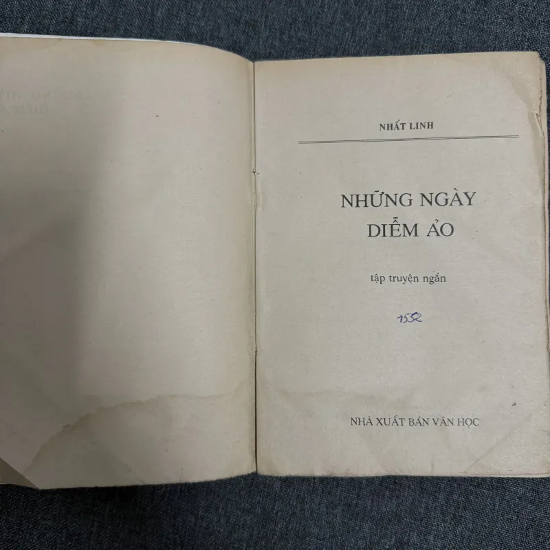 Những ngày diễm ảo - Nhất Linh 799599