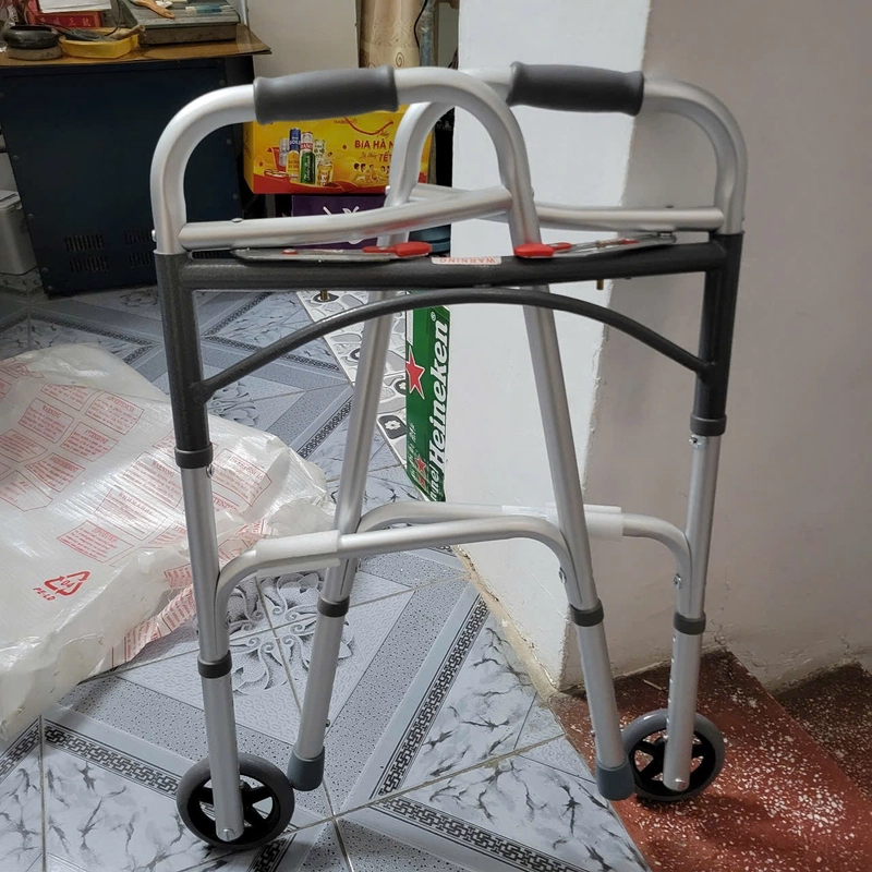 Ghế chữ U dành cho người già, người bênhj tập đi 543723