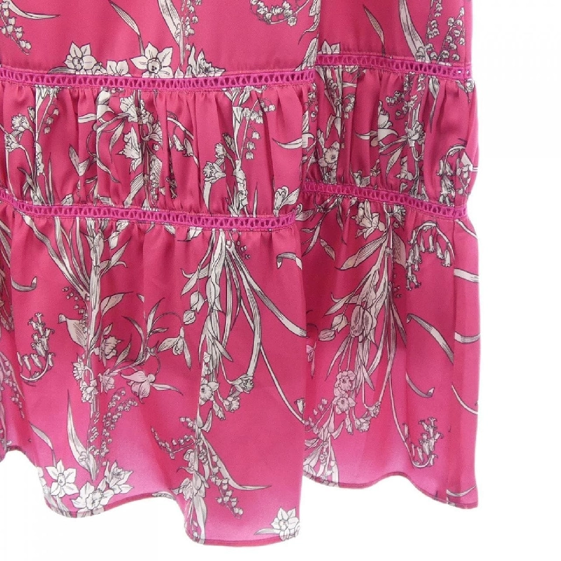 Chân váy QUEENS COURT - Hàng hiệu Authentic 809082