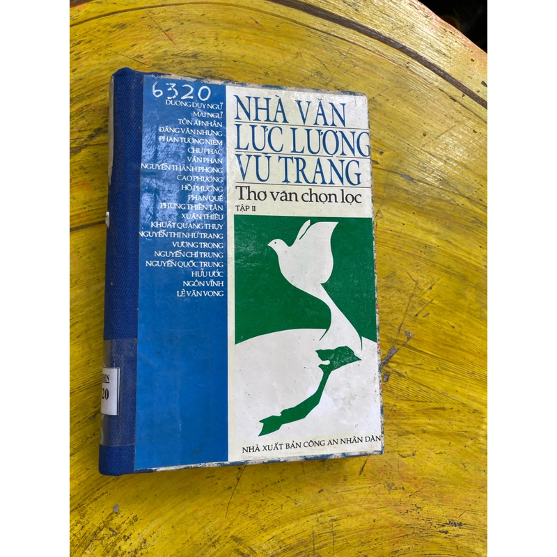COMBO THƠ VĂN CHỌN LỌC NHÀ VĂN LỰC LƯỢNG VŨ TRANG HAI TẬP 537601